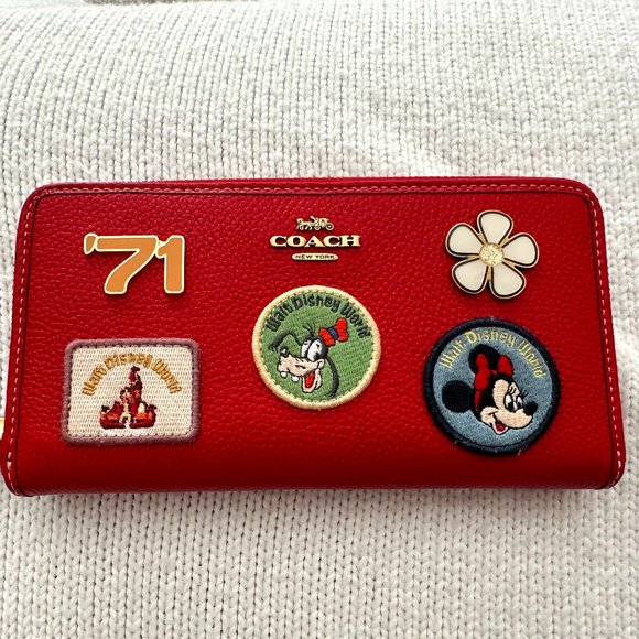 Coach WALT DISNEY Wallet (Authentic) - Picture 1 of 7